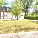Two Bedroom Gem By Lake Nokomis