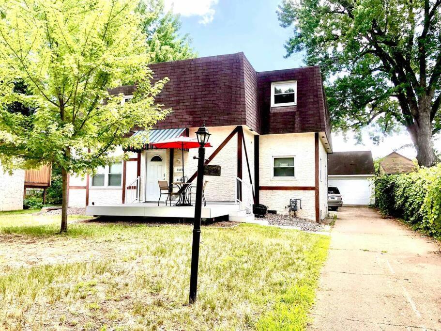 Two Bedroom Gem By Nokomis Apartamento